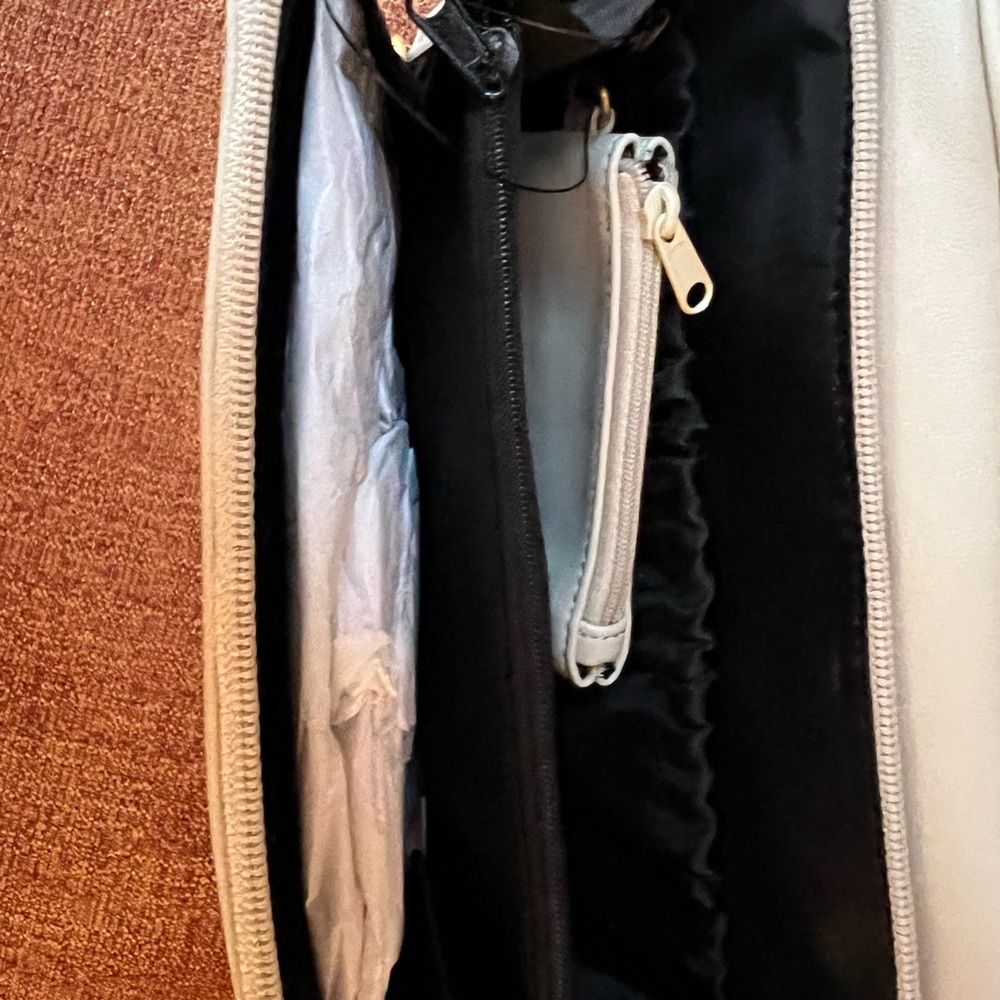 Stone Mountain Handbag - image 3